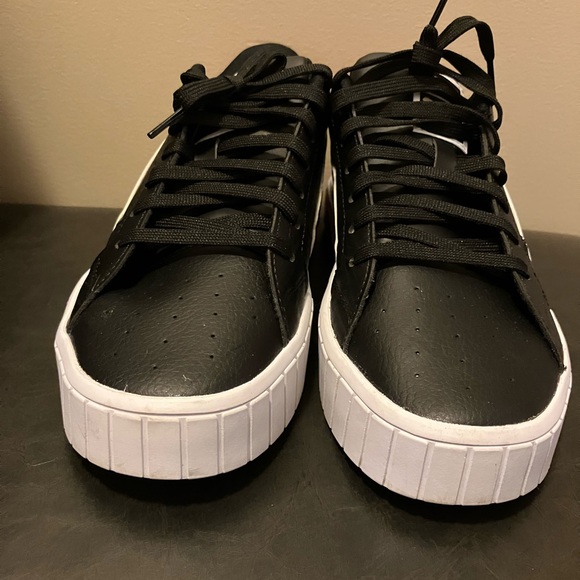 Girls Blk/white/pink puma sneaker - Picture 8 of 15